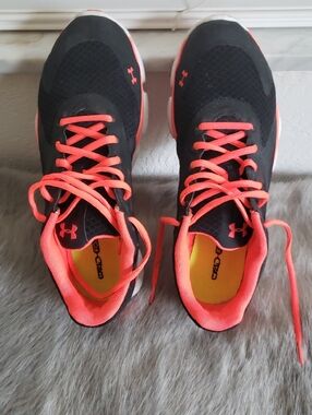 Under Armour Women's Black & Coral Athletic Running Shoes